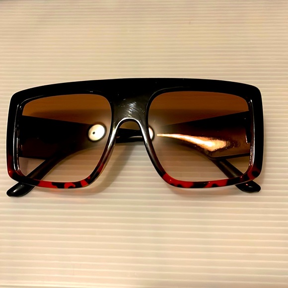 Oversized square Framed sunglasses - Picture 1 of 5